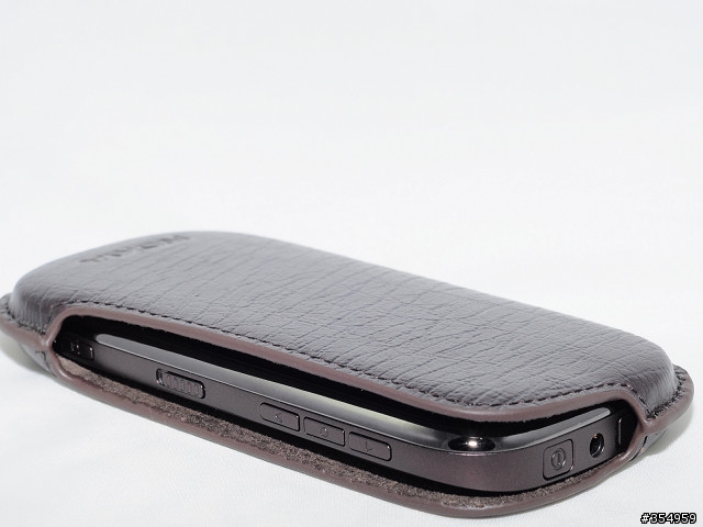 [分享] NOKIA C7 + 精美小禮物 +GEORG JENSEN手機座