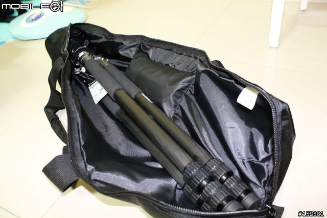[開箱]GIOTTOS TC-6253碳纖維腳架+MH-7302雲台