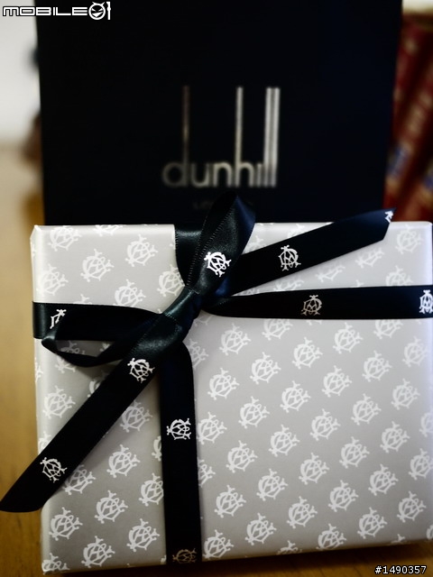 ＊老爸生日禮物開箱文分享＊Dunhill皮夾
