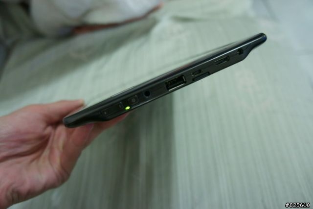 也是簡單開箱 Archos 101it (Pxhome上架了)
