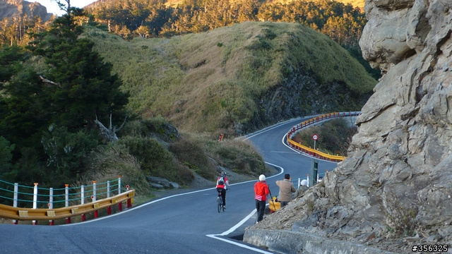 [讚!] 美呆了...大禹嶺-武嶺-合歡山4+2+2觀日出單車行