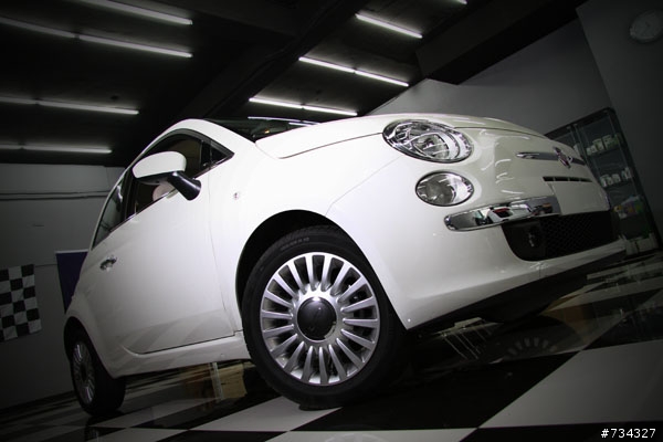 Fiat 500現身台灣！