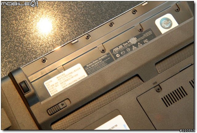 超   簡   單   分   享   ASUS Lamborghini VX6