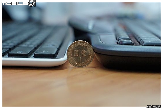 有光源就有電力的羅技無線太陽能鍵盤K750使用心得開箱文~