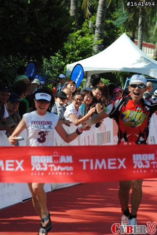 2010 IRONMAN 70.3 Taiwan 鐵人三項國際邀請賽 賽事圖集上線囉(2527張)