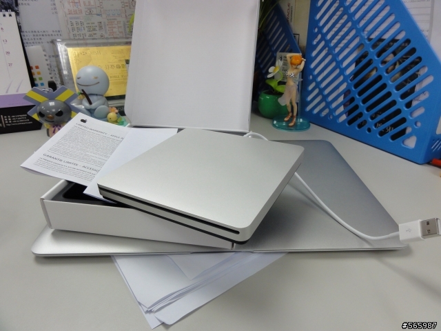 MacBook Air SuperDrive 極簡開箱
