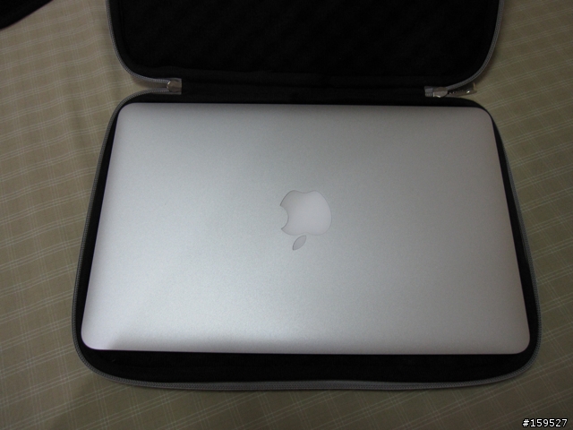 台版11.6 macbook air開箱分享  新增kvm轉接器使用心得