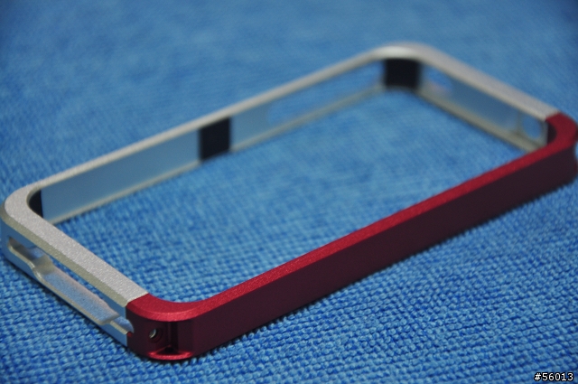 [專屬精品iPS.tw] iPhone4鋁合金保護殼開箱--11/08新增黑紅配色