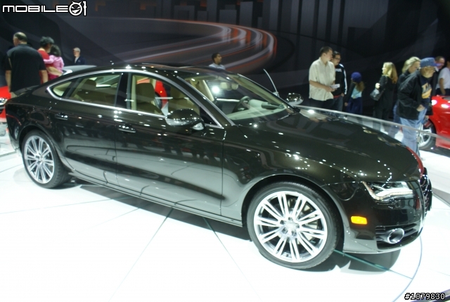 LA auto Show A7