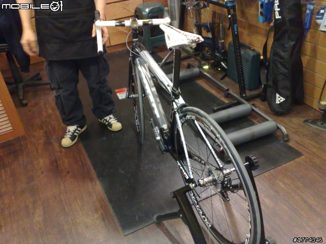<<開箱>>  20101102 TCR ADVANCED SL R1 全台首開箱
