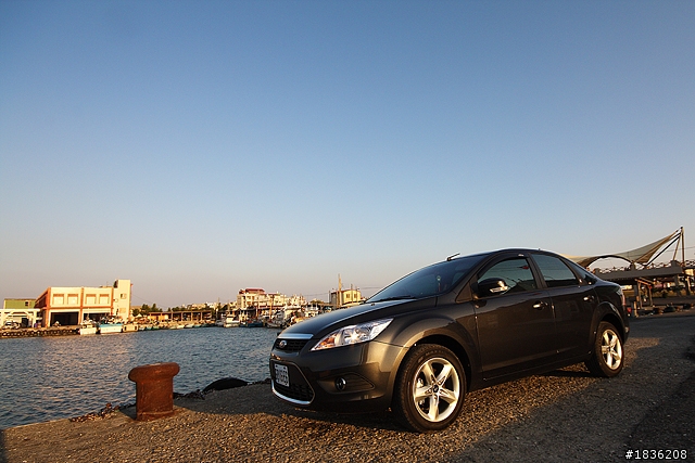 聽說現在很流行開箱(Focus tdci 4d)