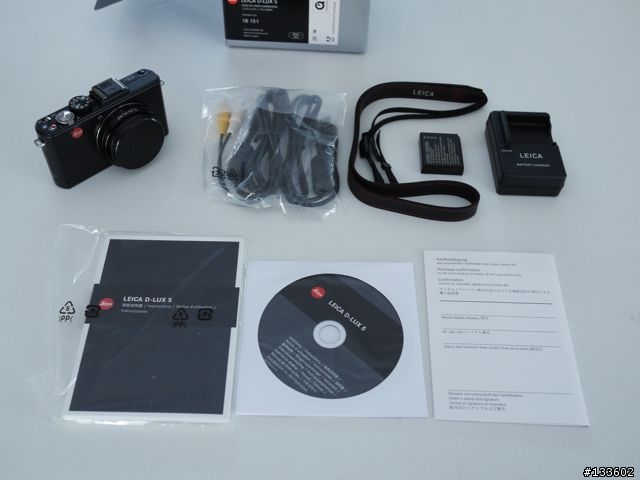 [分享] 我的第一台小可樂標 LEICA D-LUX5 (同場加映與女友一號合照)