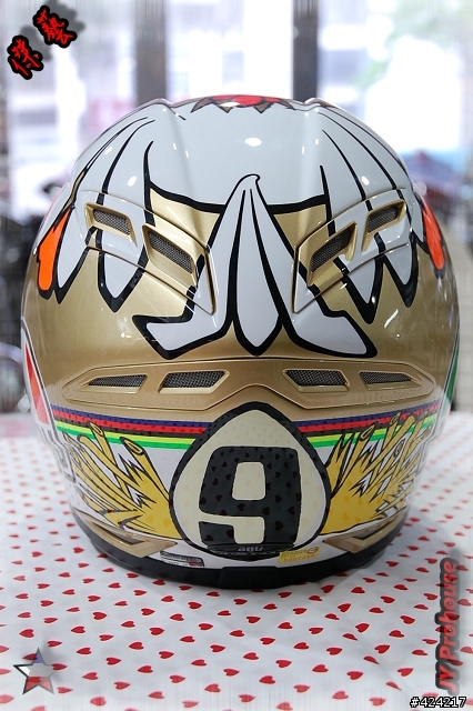 [開箱] AGV GP-TECH The Chicken 9 九次冠軍紀念帽