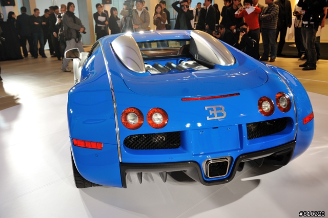 山豬現身！BUGATTI VEYRON 16.4(有圖)