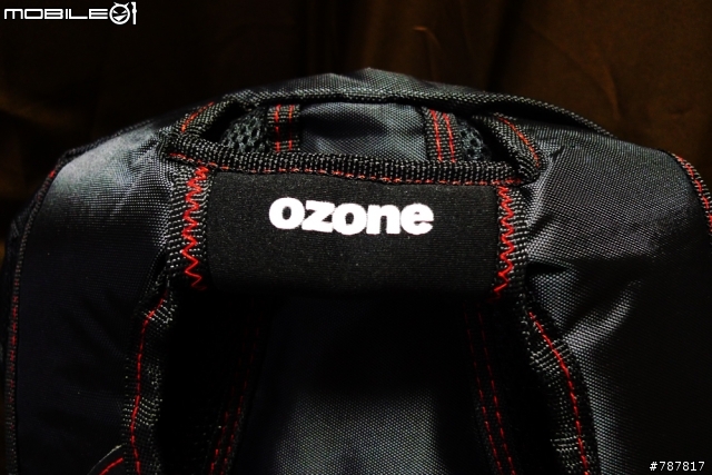 給16吋筆電一個家：Ozone Gaming Gear