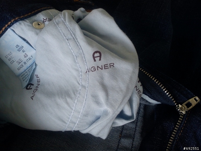 [AIGNER] 原味牛仔褲 (極簡開箱)