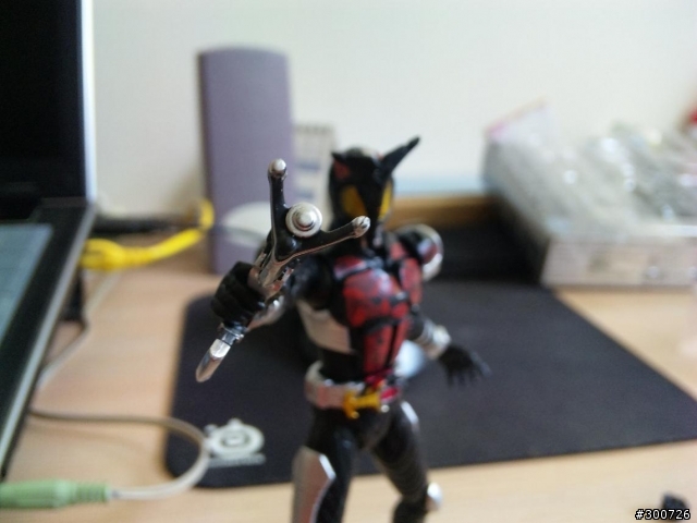 【開箱】S.H.Figuarts Masked Rider Dark Kabuto 暗兜