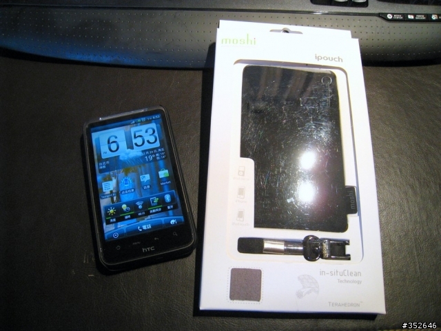 110111新增!!聖誕節的雙DHD入手~新增Case-Mate 雙色保護背蓋+moshi禪黑色保護套+Sony Ericsson MW600藍芽耳機