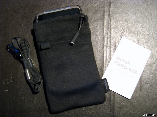 110111新增!!聖誕節的雙DHD入手~新增Case-Mate 雙色保護背蓋+moshi禪黑色保護套+Sony Ericsson MW600藍芽耳機