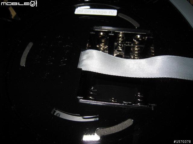 [新款四代]    IPHONE4 喇叭DOCK功能 ... JBL On Stage IV 飄洋過海開箱文 ~