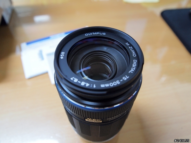 [開箱]OLYMPUS M.ZUIKO ED75-300mm f4.8-6.7