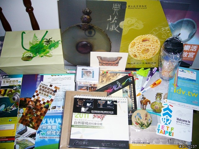 99資訊月-圖多(只有贈品沒有正妹)