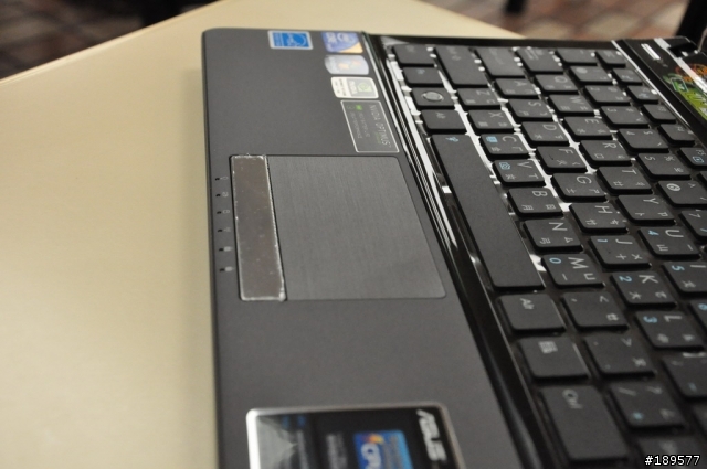 讓各位久等了~ASUS U31 開箱文來了