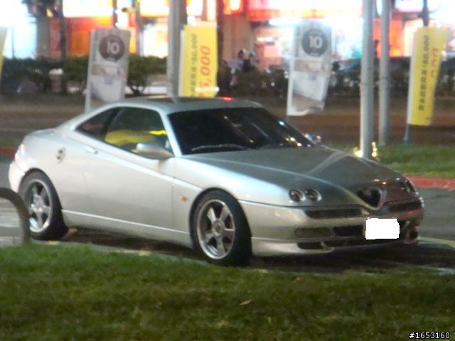 看到了ALFA，連續兩台，只拍了一台