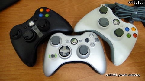 <開箱> XBOX 360 新型控制器 消光銀