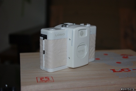 [不專業開箱文] Lomo LC-A+ White Special Edition 開箱