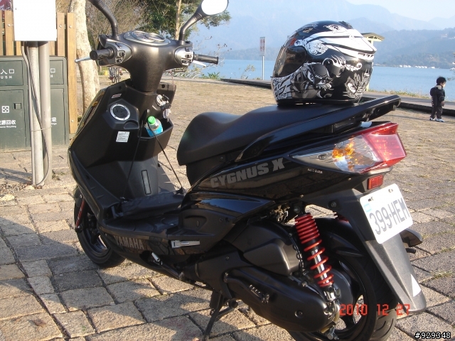 ZEUS-ZS-801 黑賽車手
