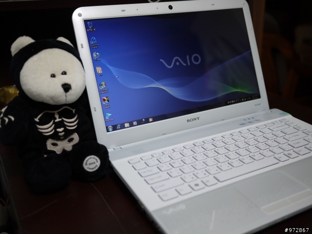 我的白色小雲朵~~VAIO E