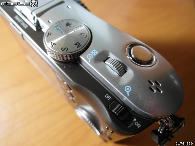 NX100  開箱