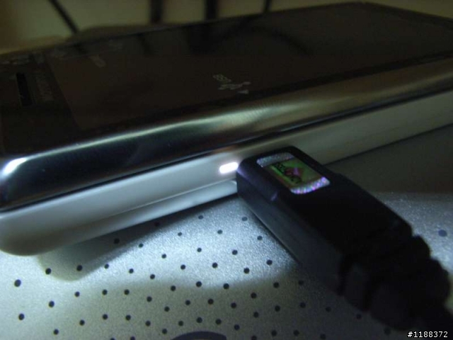 Droid 2 Global 簡單開箱 (2010/12/19更新)