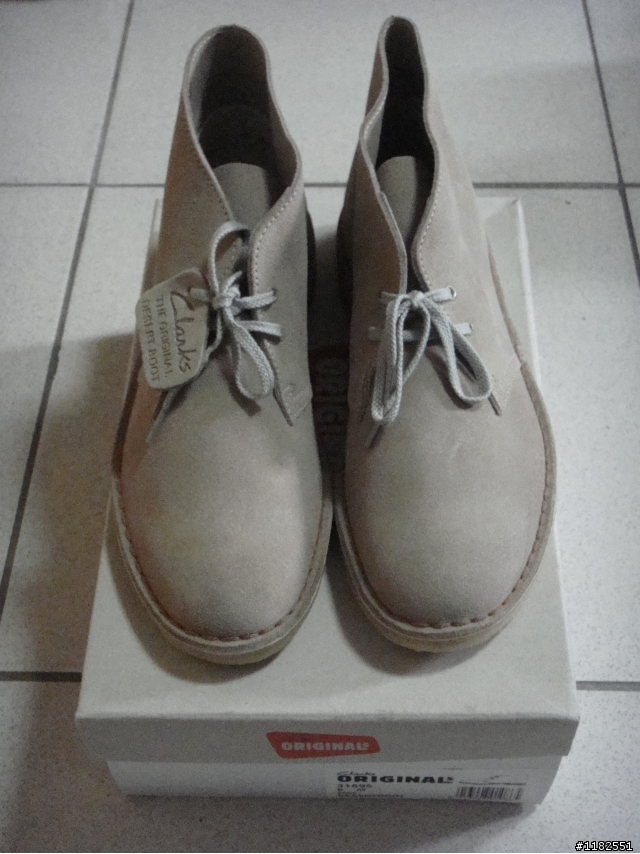 Clarks Desert Boot 我也來一發~~