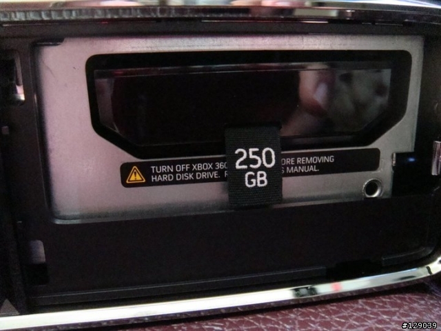 貓的開箱文之Xbox360 250G+Kinect