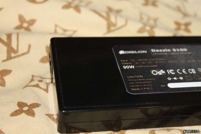 [開箱]"良興電子"慘劇之輕薄萬用變壓器Dazzle S100[U36絕配]