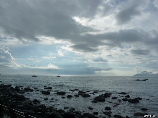 【遊記分享】鐵馬浪人之流浪全台灣~~DAY9~~終於在民國100年前PO完了，祝大家新年快樂~~