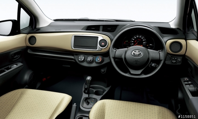 (12月22日)日本發表2011年 Yaris Vitz