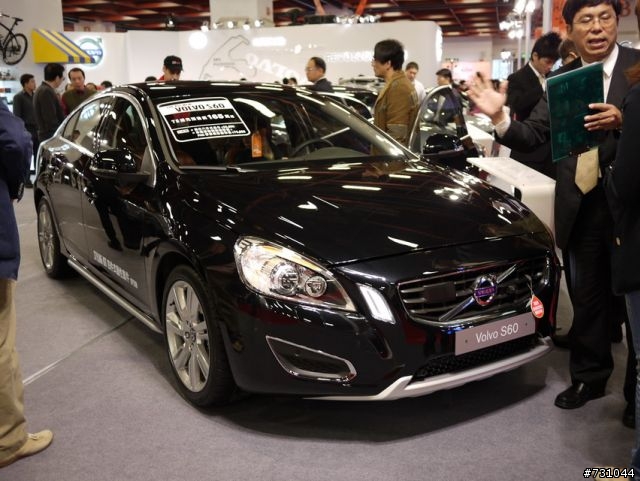 (更新(爆?S60出動))年車展2011(2010) VOLVO的SG最正最爆 CAR SHOW NEW S60 T5搶先發 呵呵