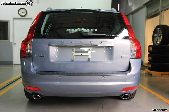 V50 D4開箱預告(己交車,也已受傷orz)