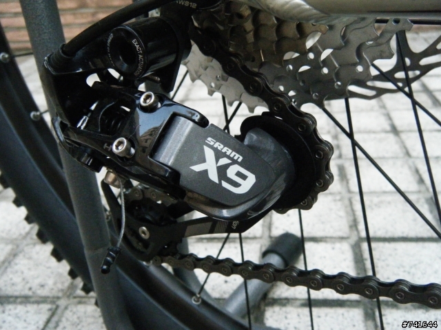 ALL MOUNTAIN重兵器-2011 SCOTT GENIUS LT 30