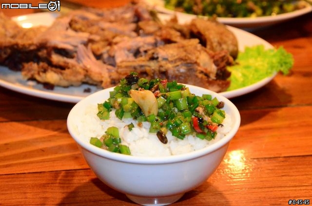 [分享]斗六桃花源餐廳的酸菜白肉鍋