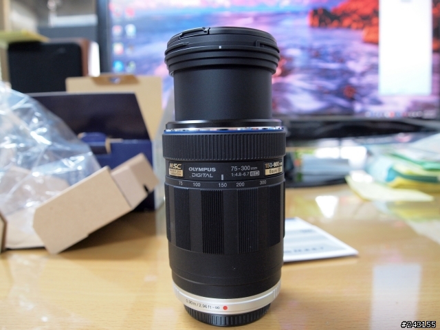 [開箱]OLYMPUS M.ZUIKO ED75-300mm f4.8-6.7