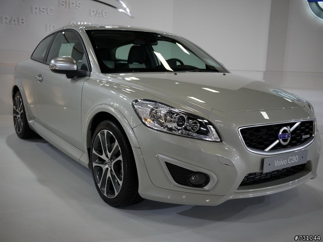 (更新(爆?S60出動))年車展2011(2010) VOLVO的SG最正最爆 CAR SHOW NEW S60 T5搶先發 呵呵