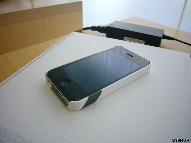 我的iphone 穿新衣 新氣象!!!!