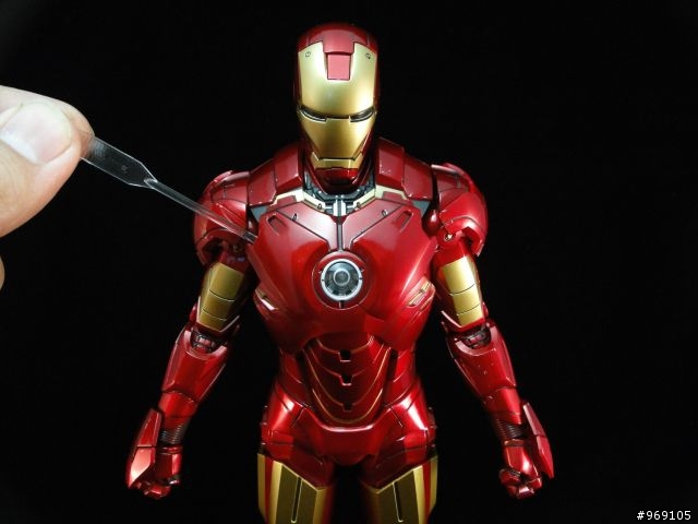 [開箱] HOT TOYS 鋼鐵人2 mark IV