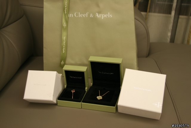 開箱  Van Cleff & Arpels