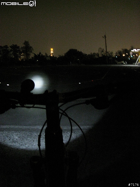 2011 GIANT Trance X2 開箱文 （圖多）2010/12/16 新增爆亮頭燈！2011/03/19 新增GARMIN EDGE 800!