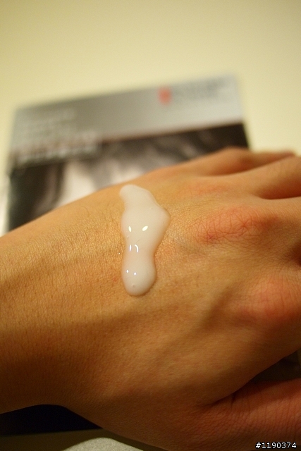 【分享】第一次買專櫃的保養品～心疼啊---碧兒泉BIOTHERM除倦 醒顏激能組